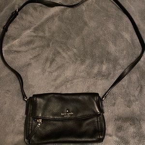 KATE SPADE NYC Mini Carson Cobble Hill Crossbody Bag Pebble Leather Black